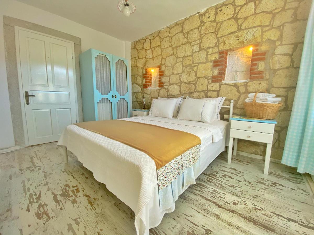 Kesre Hotel Alacatı Bagian luar foto