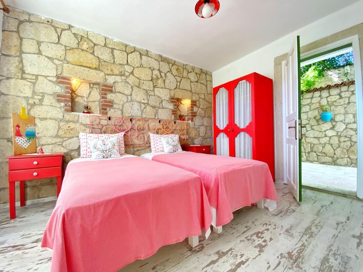 Kesre Hotel Alacatı Bagian luar foto