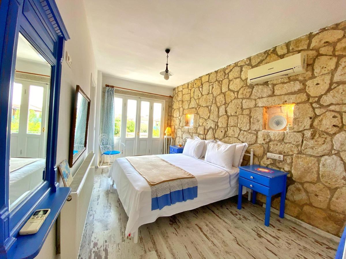 Kesre Hotel Alacatı Bagian luar foto