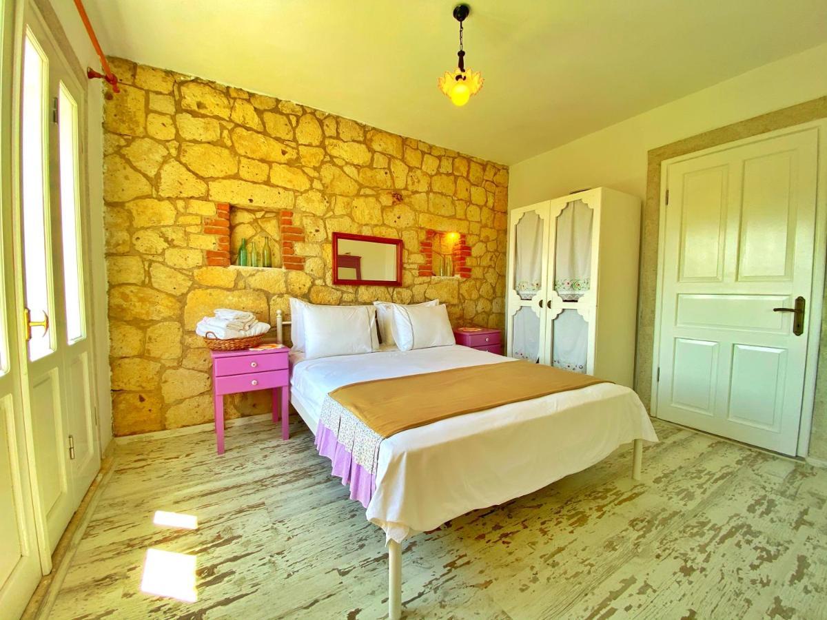 Kesre Hotel Alacatı Bagian luar foto